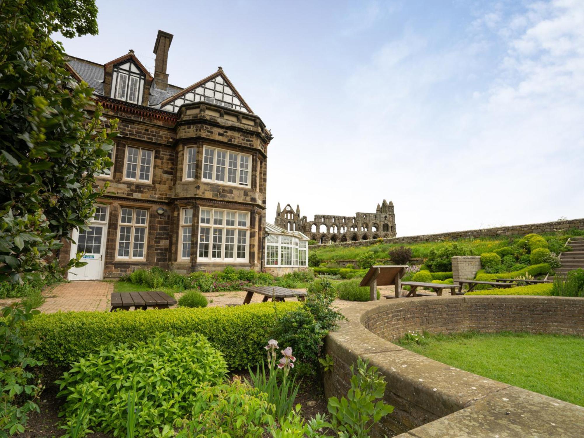 Hostel Yha Whitby Exterior foto
